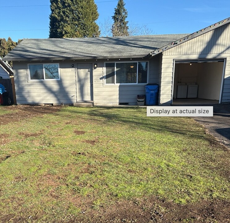 913-915 NE 106th Ave in Vancouver, WA - Building Photo