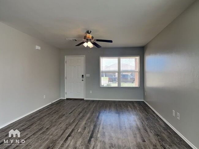 12121 Jude Way in Yukon, OK - Building Photo - Building Photo