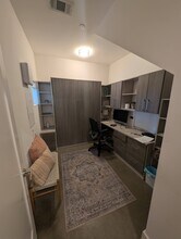 5705 Bryan Pkwy in Dallas, TX - Building Photo - Building Photo