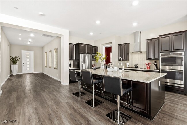 52 Reflection Cove Dr in Henderson, NV - Foto de edificio - Building Photo
