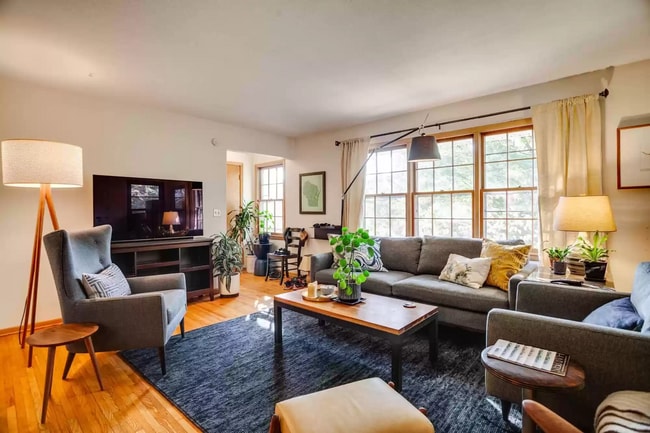 property at 2123 Franklin Ave SE