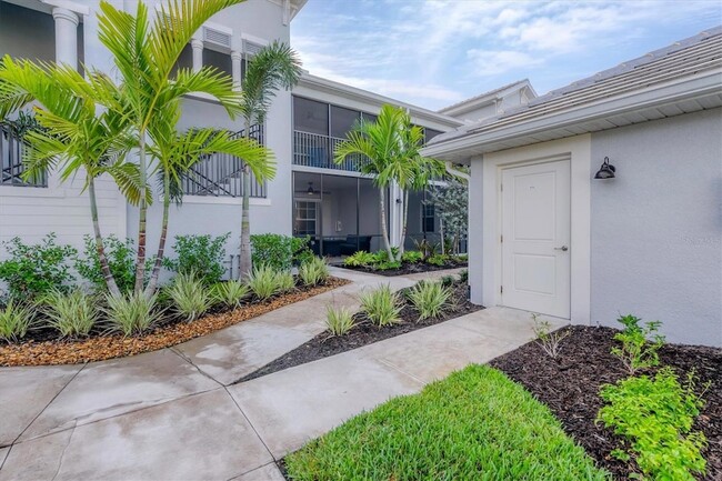 14234 Heritage Landing Blvd, Unit 128 in Punta Gorda, FL - Building Photo - Building Photo