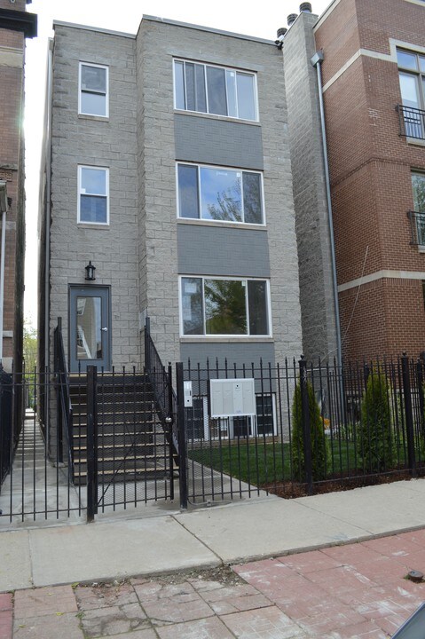 1438 N Maplewood Ave, Unit 3 in Chicago, IL - Foto de edificio