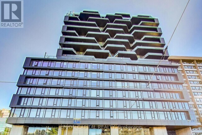 195 McCaul St in Toronto, ON - Building Photo - Building Photo