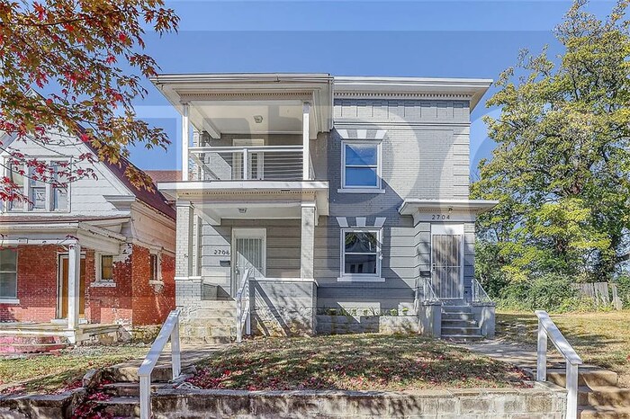 2704 Park Ave in Kansas City, MO - Building Photo
