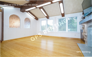 8845 NE 147th St in Kenmore, WA - Building Photo - Building Photo