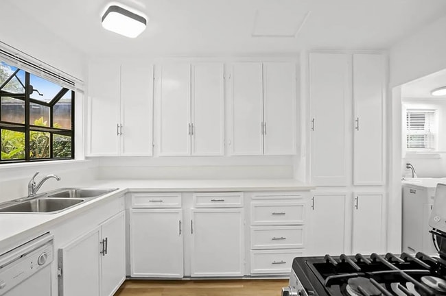 331 S Olive St in Orange, CA - Building Photo - Building Photo