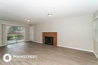 5050 Kessler Blvd N Dr in Indianapolis, IN - Building Photo - Building Photo
