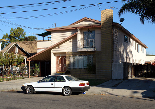 233 W Lime St in Inglewood, CA - Building Photo - Building Photo