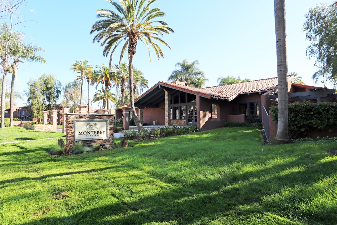 Monterey Villas in Santa Ana, CA - Building Photo