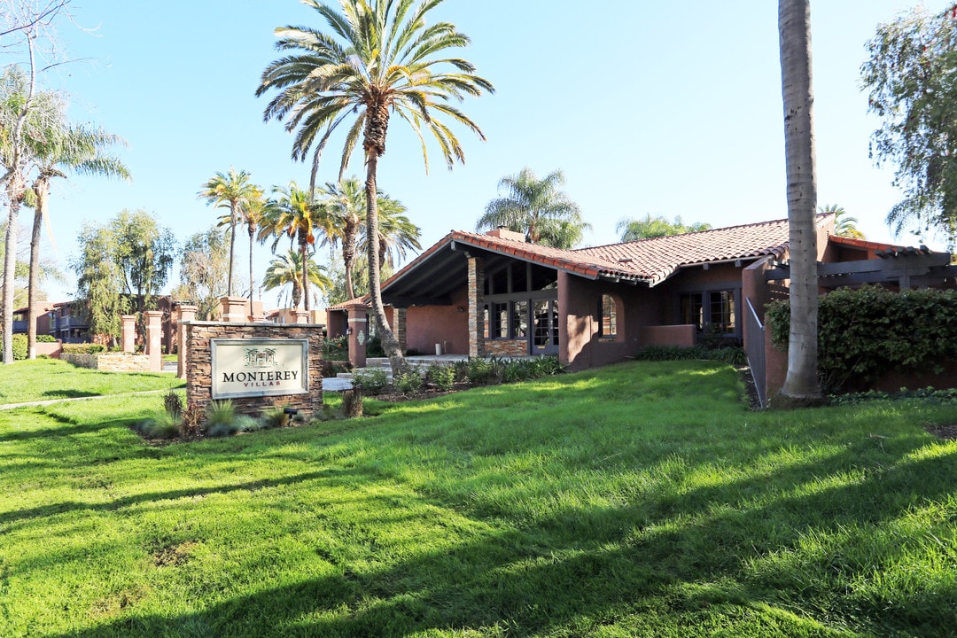 Monterey Villas in Santa Ana, CA - Foto de edificio