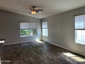 8860 W Athens St in Peoria, AZ - Building Photo - Building Photo