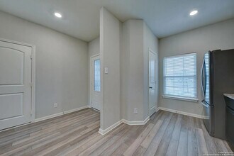 6406 Underwood Way in San Antonio, TX - Building Photo - Building Photo