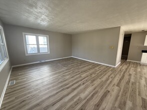 735 Armstrong St in Morris, IL - Building Photo - Building Photo