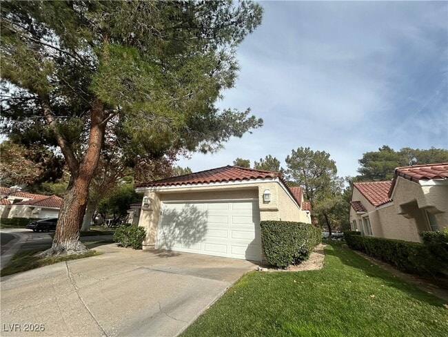 7060 Big Springs Ct in Las Vegas, NV - Building Photo - Building Photo