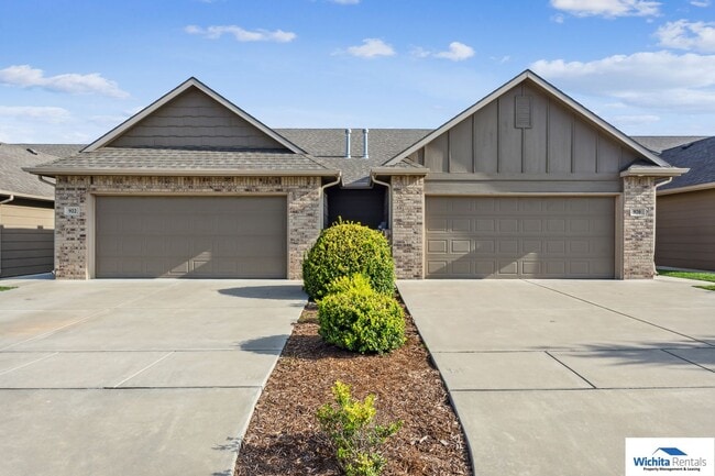 920 W Onewood Pl-Unit -920 Onewood Place in Andover, KS - Building Photo - Building Photo