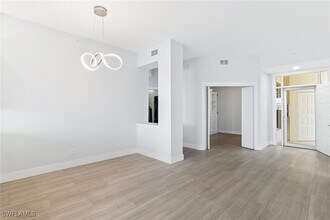 25000 Cypress Hollow Ct in Bonita Springs, FL - Building Photo - Building Photo