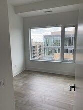 1888 Queen St E in Toronto, ON - Building Photo - Building Photo