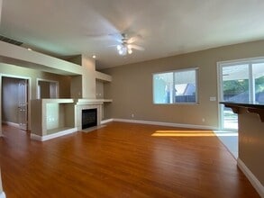 3257 Tacoma Narrows St in West Sacramento, CA - Building Photo - Building Photo
