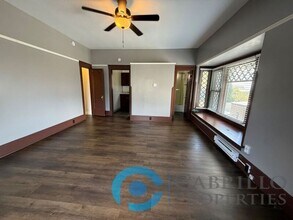 2203 Broadway in San Diego, CA - Building Photo - Building Photo