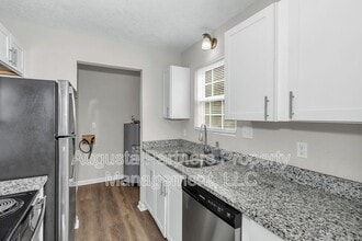 2114 Vandivere Rd in Augusta, GA - Building Photo - Building Photo