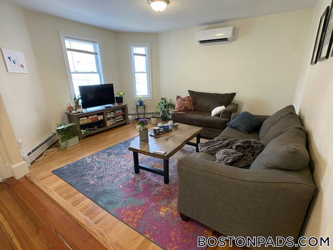 6 Nashua St