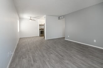 Icon on Pima in Tucson, AZ - Foto de edificio - Interior Photo