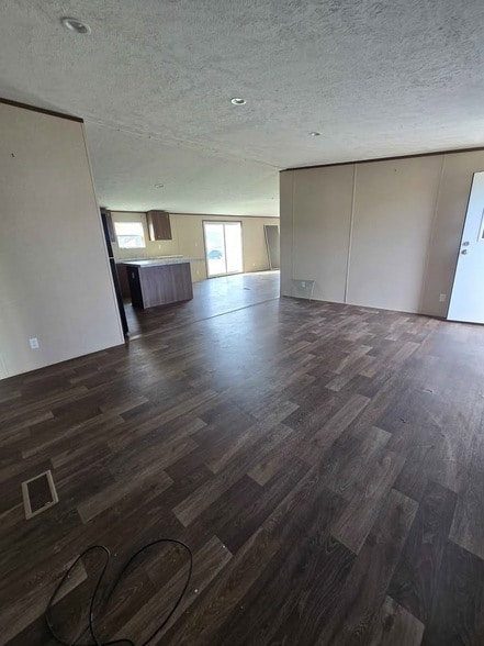 1959 Rd 5714 in Cleveland, TX - Building Photo - Building Photo