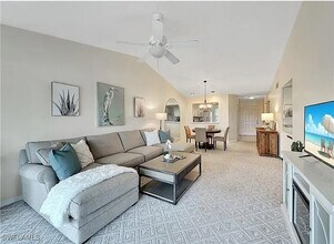 905 Augusta Blvd in Naples, FL - Building Photo - Building Photo