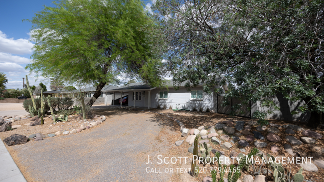 2901 N Miller Rd in Scottsdale, AZ - Building Photo - Building Photo