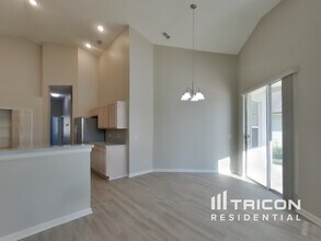 3264 Abbeyfield Dr E in Jacksonville, FL - Building Photo - Building Photo