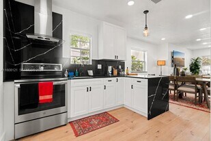 3902 NW 3rd Ave in Miami, FL - Building Photo