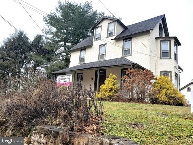 property at 2185 Kimberton Rd
