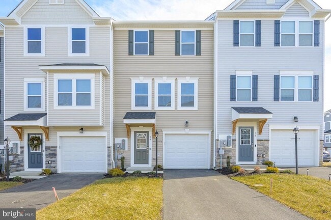 property at 14 Trotting Rd