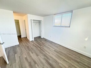 8101 Crespi Blvd in Miami Beach, FL - Building Photo - Building Photo