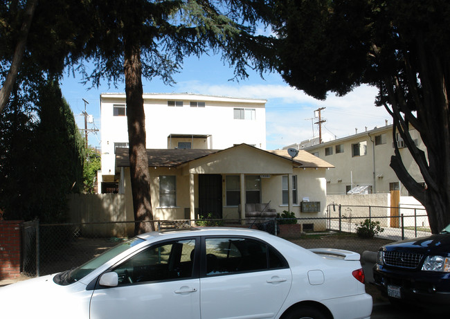 14131 Friar St in Van Nuys, CA - Building Photo - Building Photo