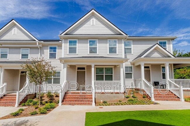 property at 18 Alderly Way