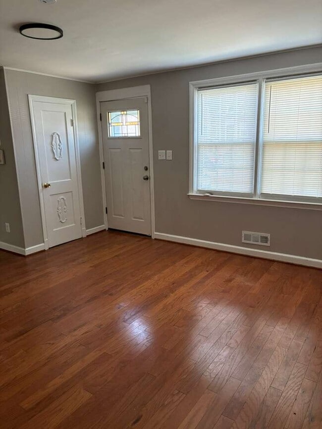 4431 Eldone Rd in Baltimore, MD - Building Photo - Building Photo