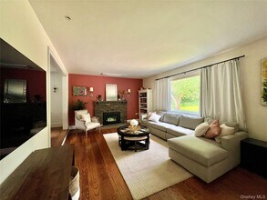119 Mustato Rd in Katonah, NY - Building Photo - Building Photo