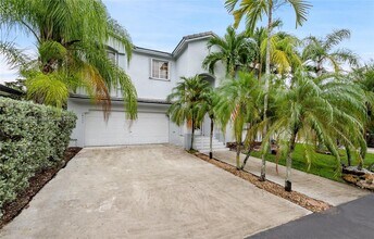 14755 SW 123rd Ave in Miami, FL - Building Photo - Building Photo