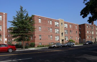 Lightview Cooperative in Washington, DC - Building Photo - Building Photo
