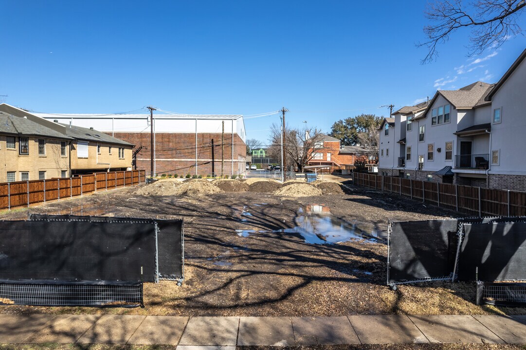 4114 Emerson Ave in Dallas, TX - Foto de edificio