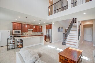 12902 Oak Fls Dr in Pearland, TX - Building Photo - Building Photo