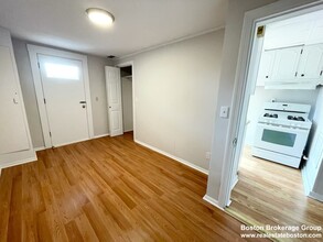 103 Buttonwood, Unit 2 in Boston, MA - Building Photo - Building Photo