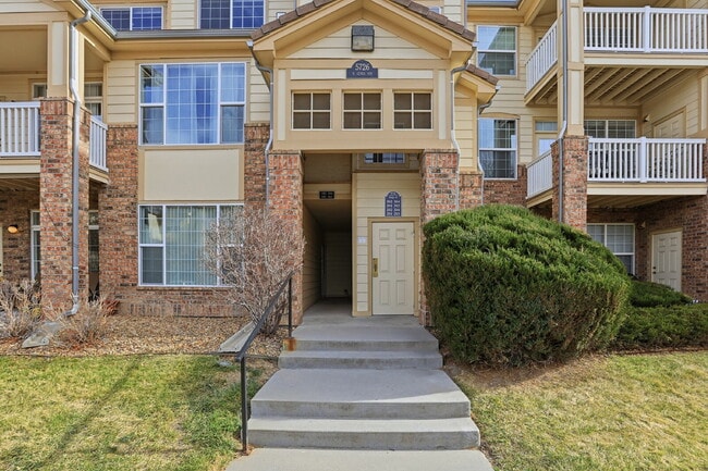 property at 5726 N Genoa Way