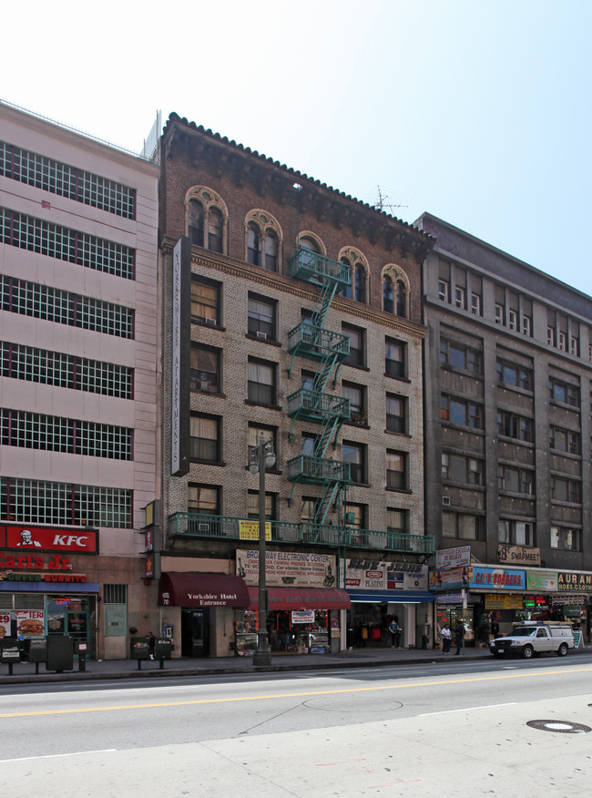 Yorkshire Apartments in Los Angeles, CA - Building Photo - Building Photo