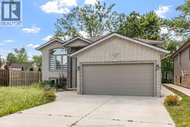 1237 Eastlawn in Windsor, ON - Building Photo - Building Photo