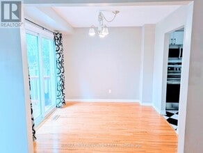 85 Barnes Dr in Ajax, ON - Building Photo - Building Photo