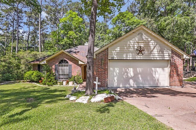 70 Fern View Ct in Coldspring, TX - Building Photo - Building Photo