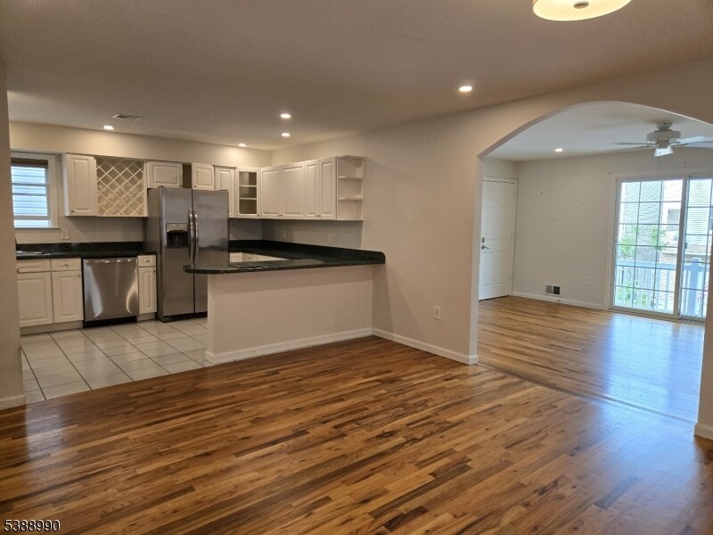 89 Sumo Village Ct in Newark, NJ - Building Photo